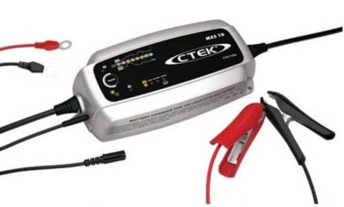 Ctek MXS 10 12V 10 ampere zware acculader voor het laden van o.a. zware startaccu's en semi-traktiebatterijen in de boot